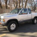 Nissan Extra Cab pickup 4x4 Hardbody,D21,SE V6,Topper,shell