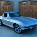 NO RESERVE 1965 CHEVROLET CORVETTE RESTOMOD CUSTON DUAL 4 BBL 4 SPEED RESTORED