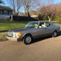 NR Smoke silver 1989 Mercedes 300 SE