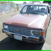 (OHW) 1986 Toyota Pick up 2.4 L 4 Cylinder NO RESERVE