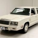 Plenty Of Rear Seating Chauffeur Car Straight Steel Panels Business Opportunity