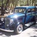 PLYMOUTH 1934 SEDAN