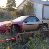 Pontiac Fiero Base - 1987