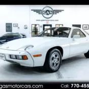 Porsche 928 White with 34709 Miles, for sale!