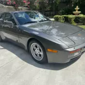 Porsche 944 turbo (beautiful factory color combo)