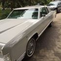 RARE! 1977 Lincoln Continental Coupe (Very Low Milage) Classic