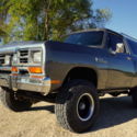 RARE 1990 Dodge RamCharger, 4x4, 318 V8