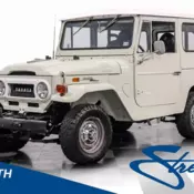 Rebuilt 3.9L Inline 6, 3 Spd Manual, 4X4, A/C, PS/PB, Corbeau Bucket Seats, Shar
