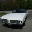 RESTORED 1972 OLDSMOBILE CUTLASS SUPREME