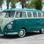 Restored with a correct B code engine. Great color combination! Awesome VW Bus!