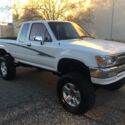 RUST FREE 1994 Toyota Hilux Pickup 4x4 SR5 V6 Auto 4.88 Gears 7&#034; Lift 33&#034; Tires