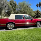 Sedan DeVille 4.9L V8,  one family ownership.