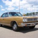 SHARP CRUISER DRIVER GOLD BLACK INTERIOR & VINYL TOP NOT 2DR COUPE OR ROADRUNNER