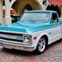Short box Power Steering 350 V8 Automatic Custom Interior