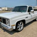 Short Wheelbase. 350 EFI / 700R4. Square Body