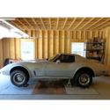 Silver 1976 corvette stingray