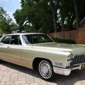 Simply Beautiful original 1968 Cadillac sedan Deville 4 door 60ks A/C Books Wow