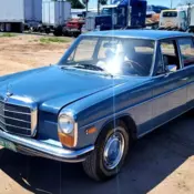 Solid 1969 Mercedes Benz 220d Diesel 4 speed Transmission 200 aeries