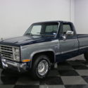 STRAIGHT, CLEAN, SHARP LOOKING SILVERADO! 350 V8, 700R4, A/C, LOTS OF OPTIONS!