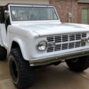 Strong, re-built running V-8, 302 cu. in.; Starts immediately, runs great