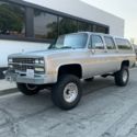 Super nice 1990 Chevrolet Suburban 2500 4x4 Silverado Lifted
