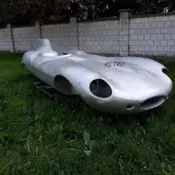 The body of the car D Type made of aluminium
