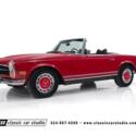 This 1 of 830 1971 Mercedes-Benz 280SL is captivating.