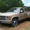This Dually is outfitted to tow fifth wheel camper and gooseneck trailer