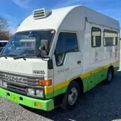Toyota Dyna 200 Diesel rhd jdm book - food -vendor - concessions truck Dually