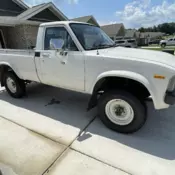 Toyota Hilux 1980 4x4 4spd Pickup Truck White