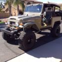 Toyota Land Crusier FJ40  4-Wheel Drive