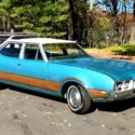 ULTIMATE AMERICAN STATION WAGON OCEAN TURQUOISE WOODY 1968 VISTA CRUISER