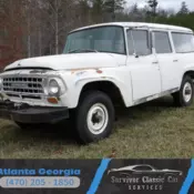 V8, 4x4, 4-speed manual, winch! Survivor, rare IH. Well documented! Patina truck