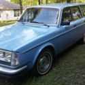 Ventage 1981 Volvo DL 4 Cyl. Runs Good Original Paint, All stock,original parts.
