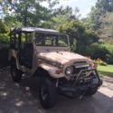 Vintage Toyota FJ40