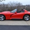 Viper RT/10 8.0L Viper V10 400 HP 6 Speed