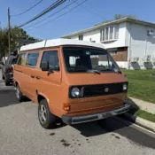 Volkswagen Vanagon Bus