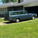 Volvo 240DL wagon, one owner, blue, 2.3L Inline 4, rear wheel drive
