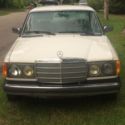W123 Mercedes-Benz 300 Turbo Diesel 1981