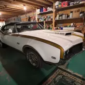 White Oldsmobile Cutlass 442 with 0 Miles available now!