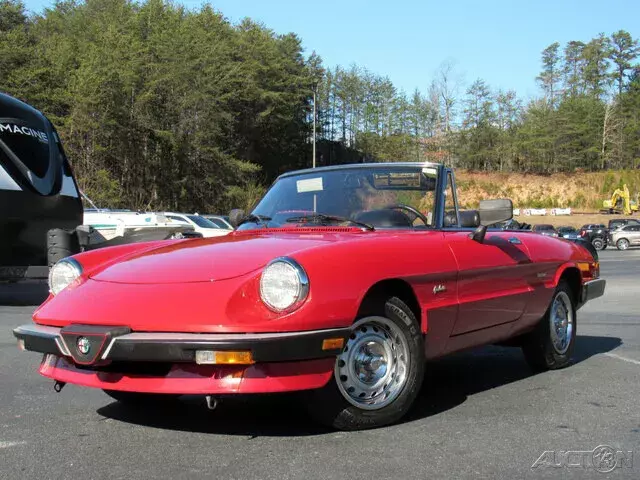 1986 2dr Convertible Veloce Used 2L I4 8V Manual RWD 1986 Alfa Romeo Spider 2dr Convertible Veloce