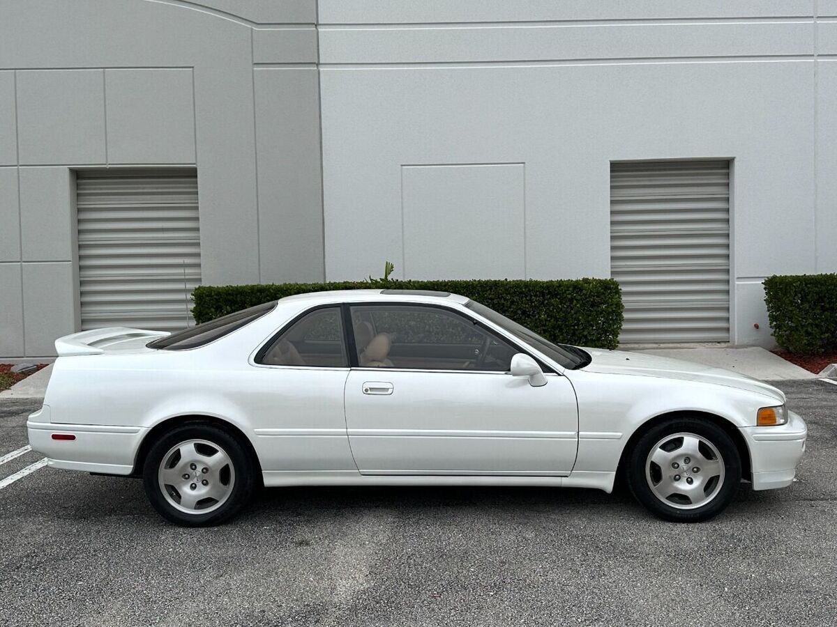 1994 Acura Legend LS 2dr Coupe - photo 2